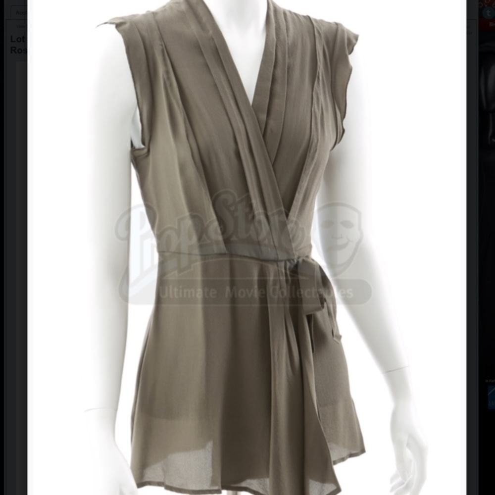 Twilight Rosalie Hale Bath Drawing top Anthropologie - Picture 10 of 10